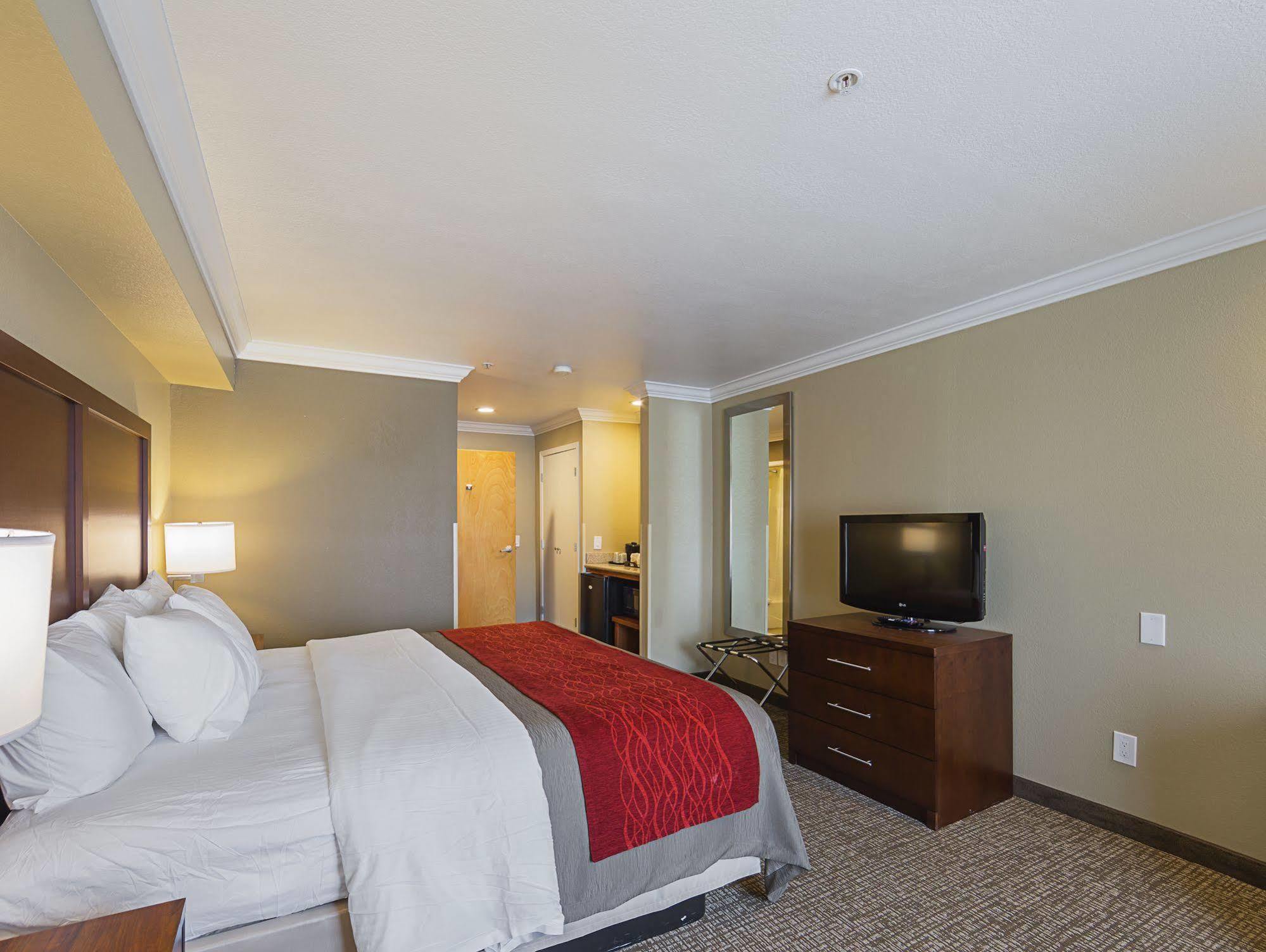 Comfort Inn Arcata Bagian luar foto